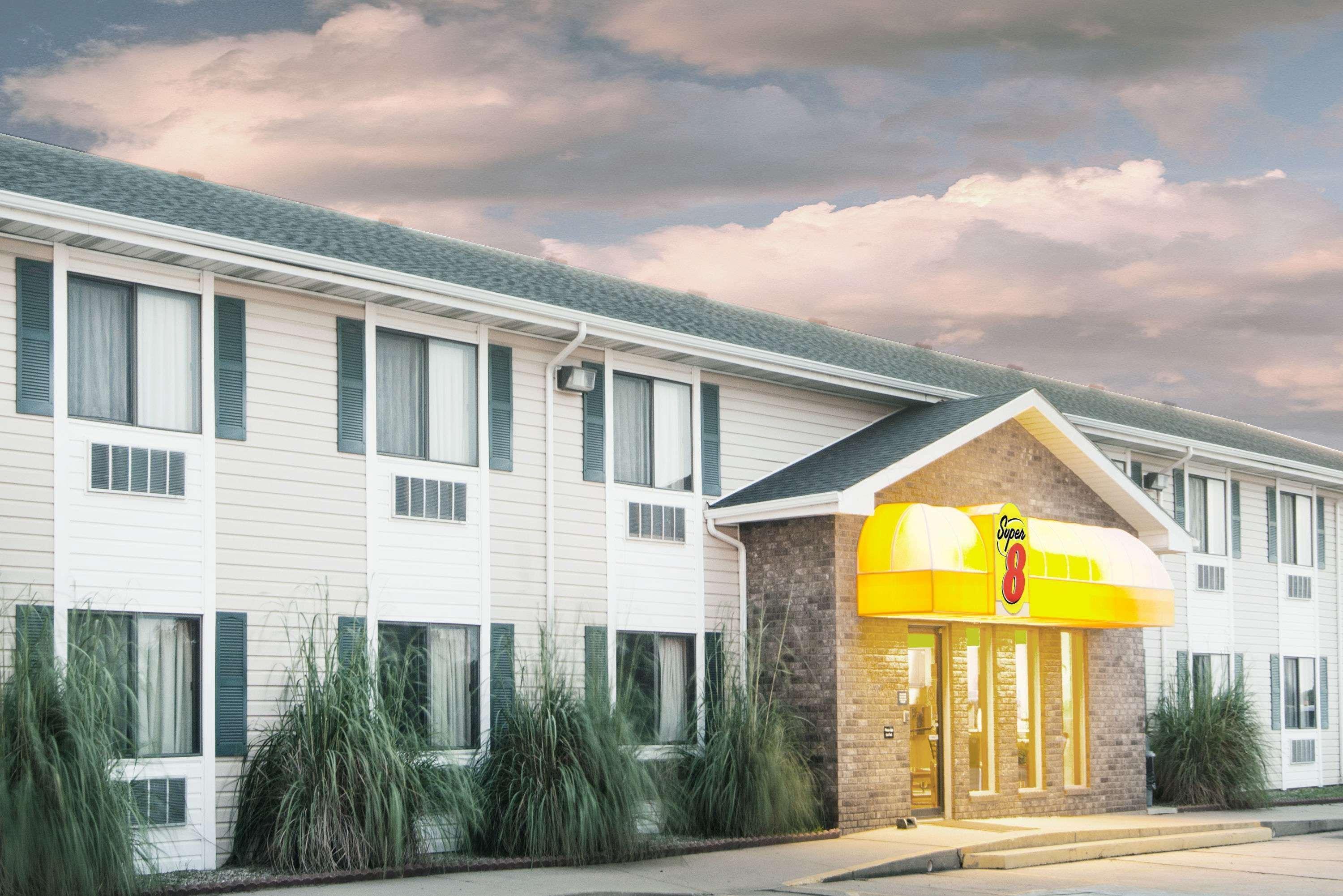 Super 8 By Wyndham El Dorado Hotell Eksteriør bilde